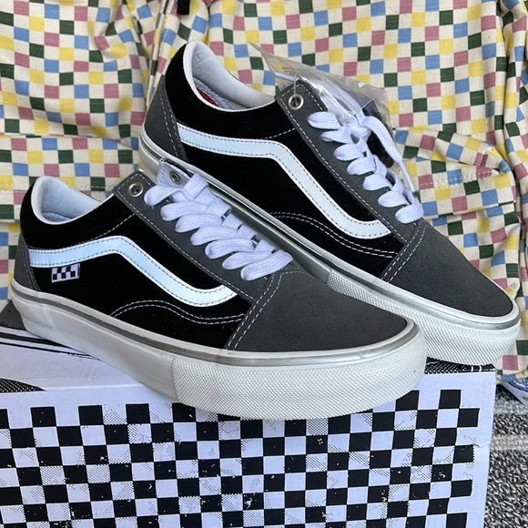 Vans Men’s Skate Old Skool 
Reflective Black/Grey
VN0A5FCBN42
Sneakers - Picture 5 of 16